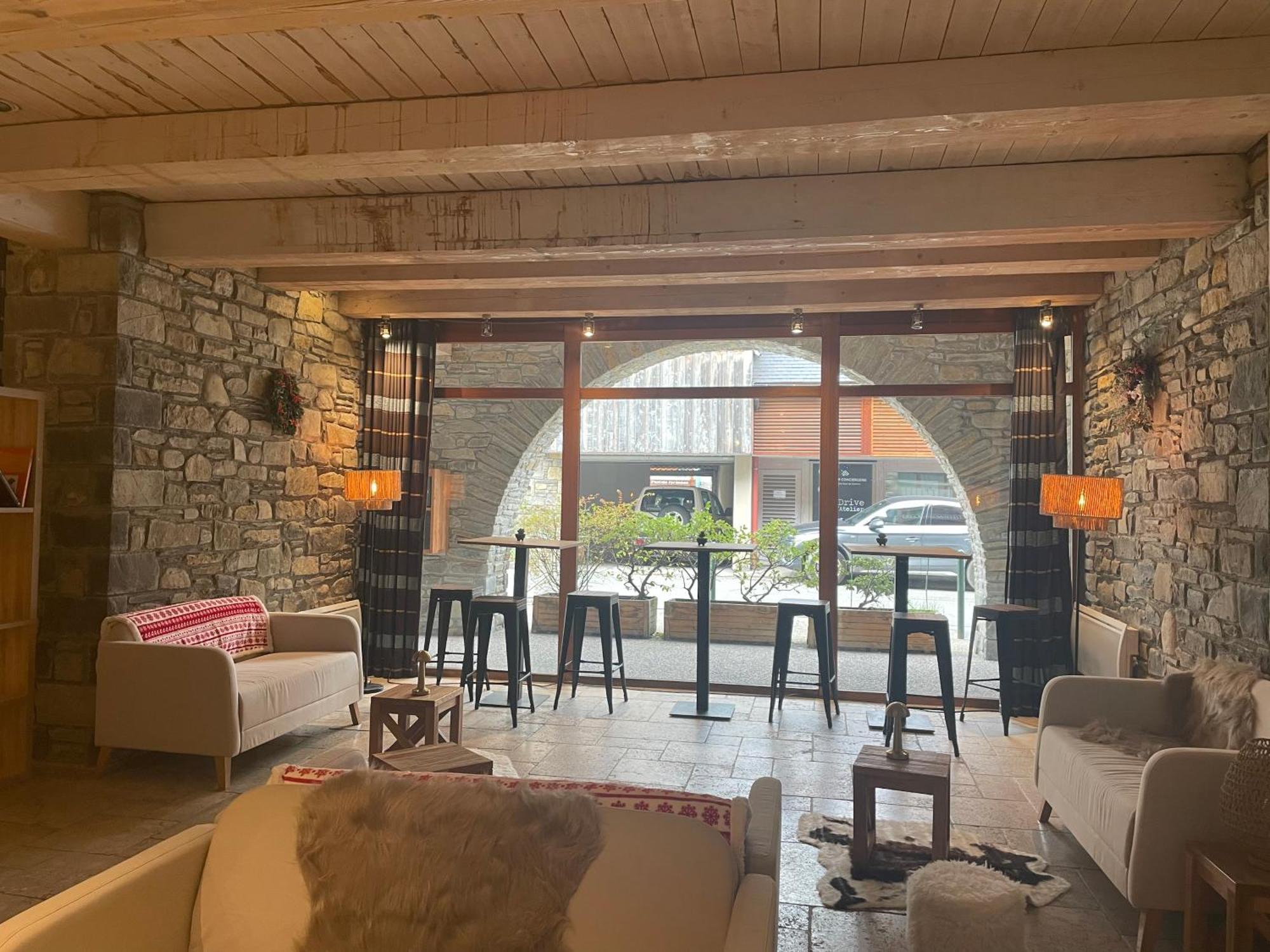 Appartements Avec Piscine Interieure Sauna Parking Etage 1 Au Centre Du Village Dans Residence Cami Real Saint-Lary-Soulan Exterior foto